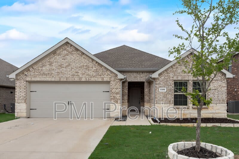 1501 Hidden Bluff Crossing – photo 2
