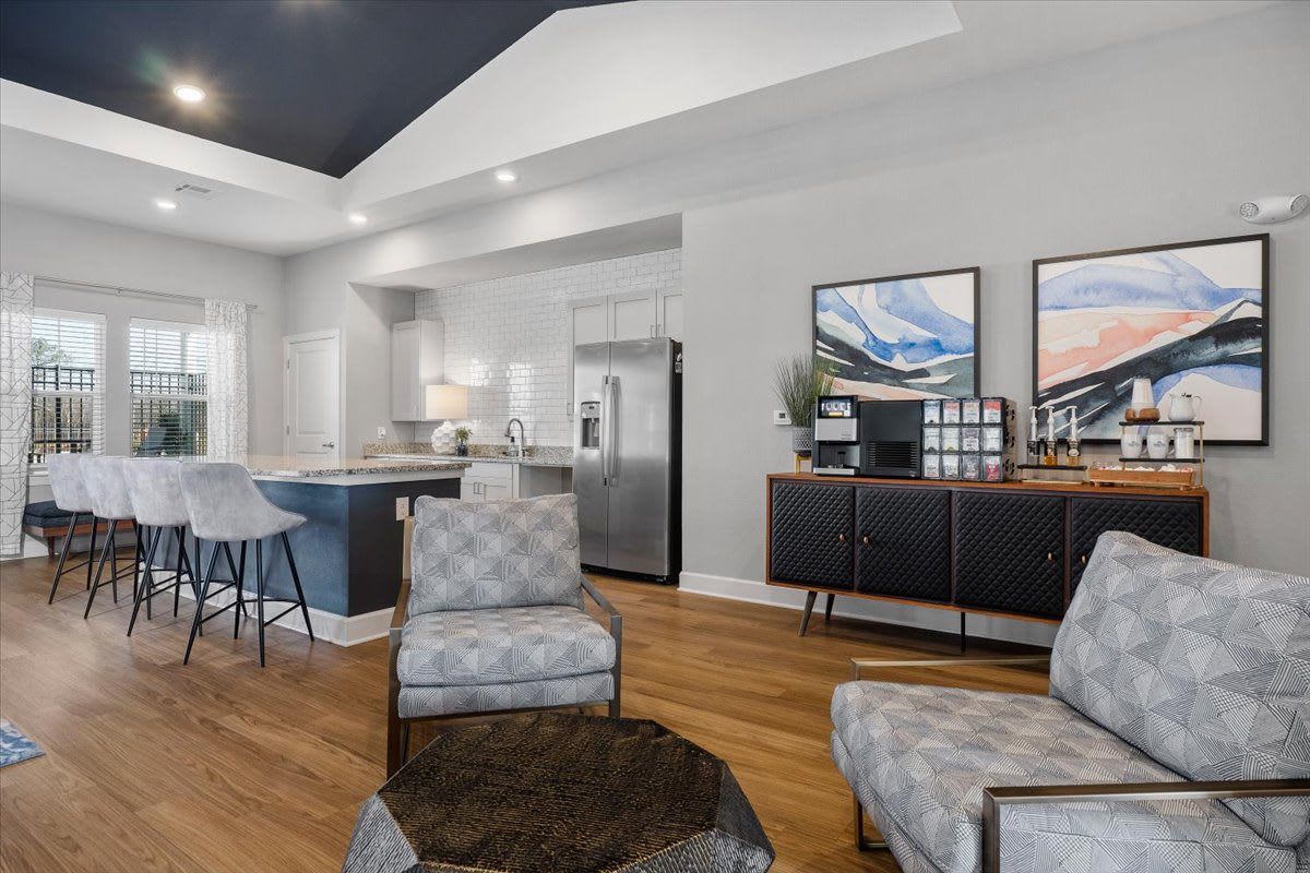 Aurora Apartments – photo 3