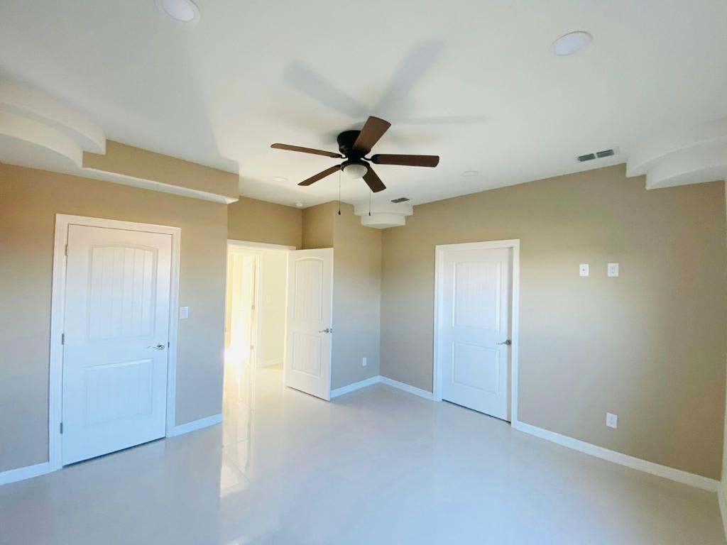 209 W Rutherford Ave – photo 5