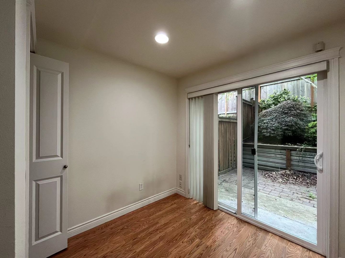 Great town house for rent – photo 4