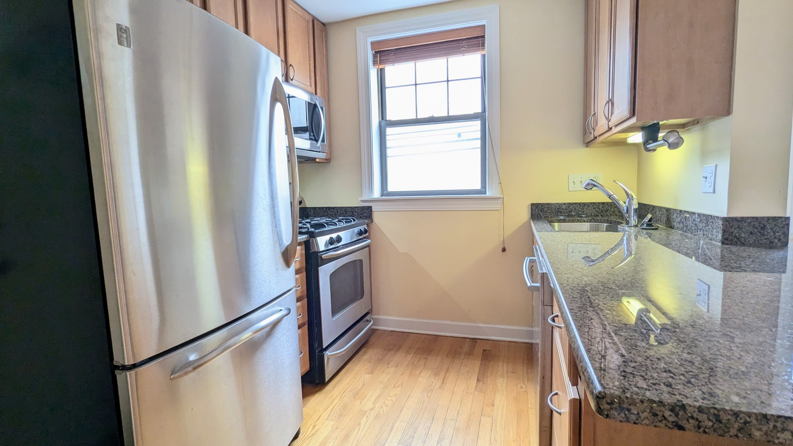 5232 North Campbell Ave #1B – photo 5