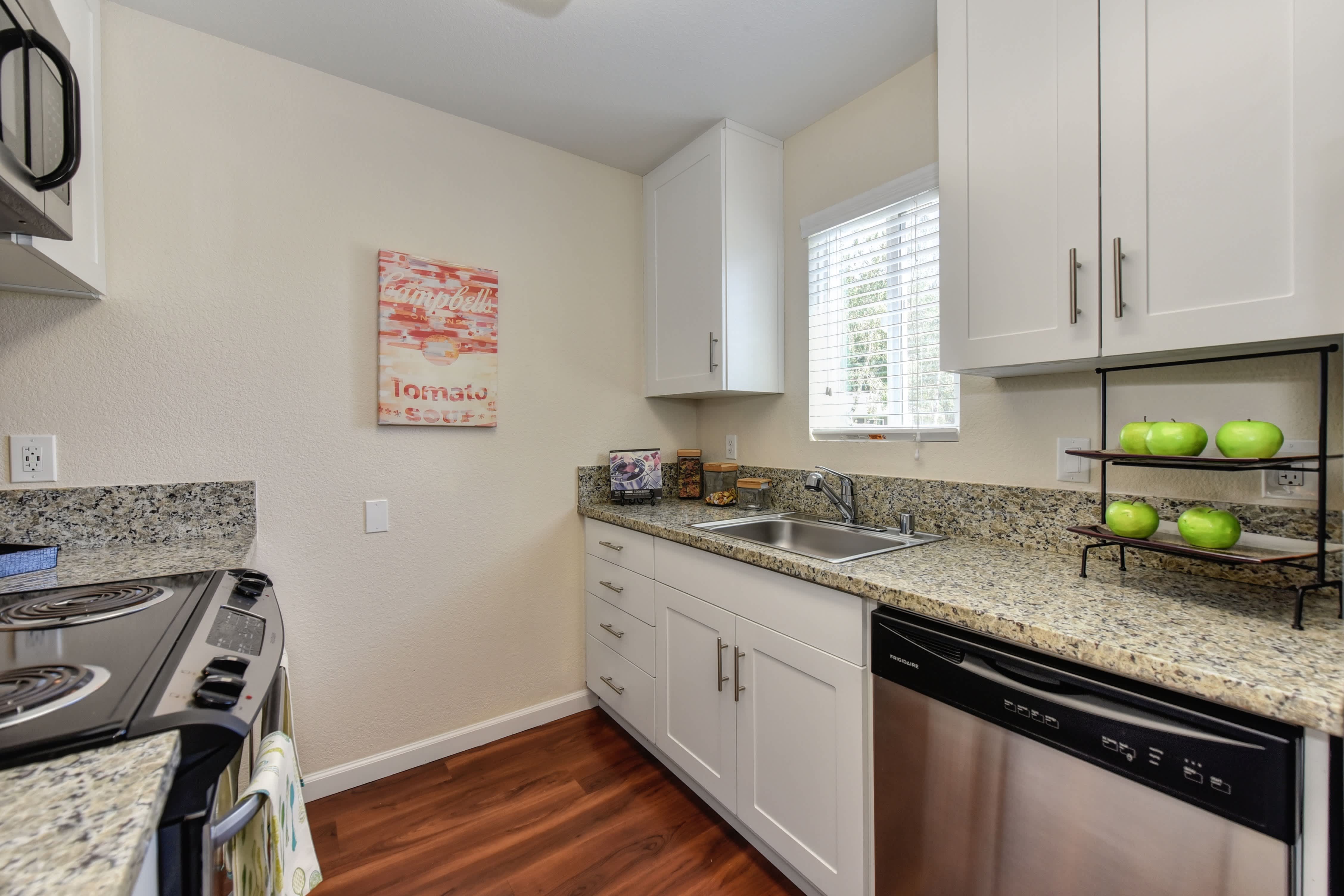 Monte Bello Apartments – photo 2