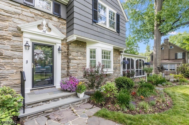 14 South Cres – photo 4