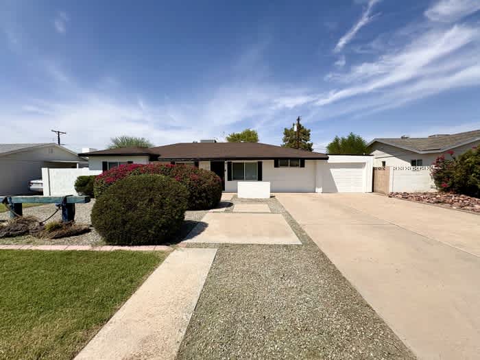 2514 East Campbell Avenue – photo 1