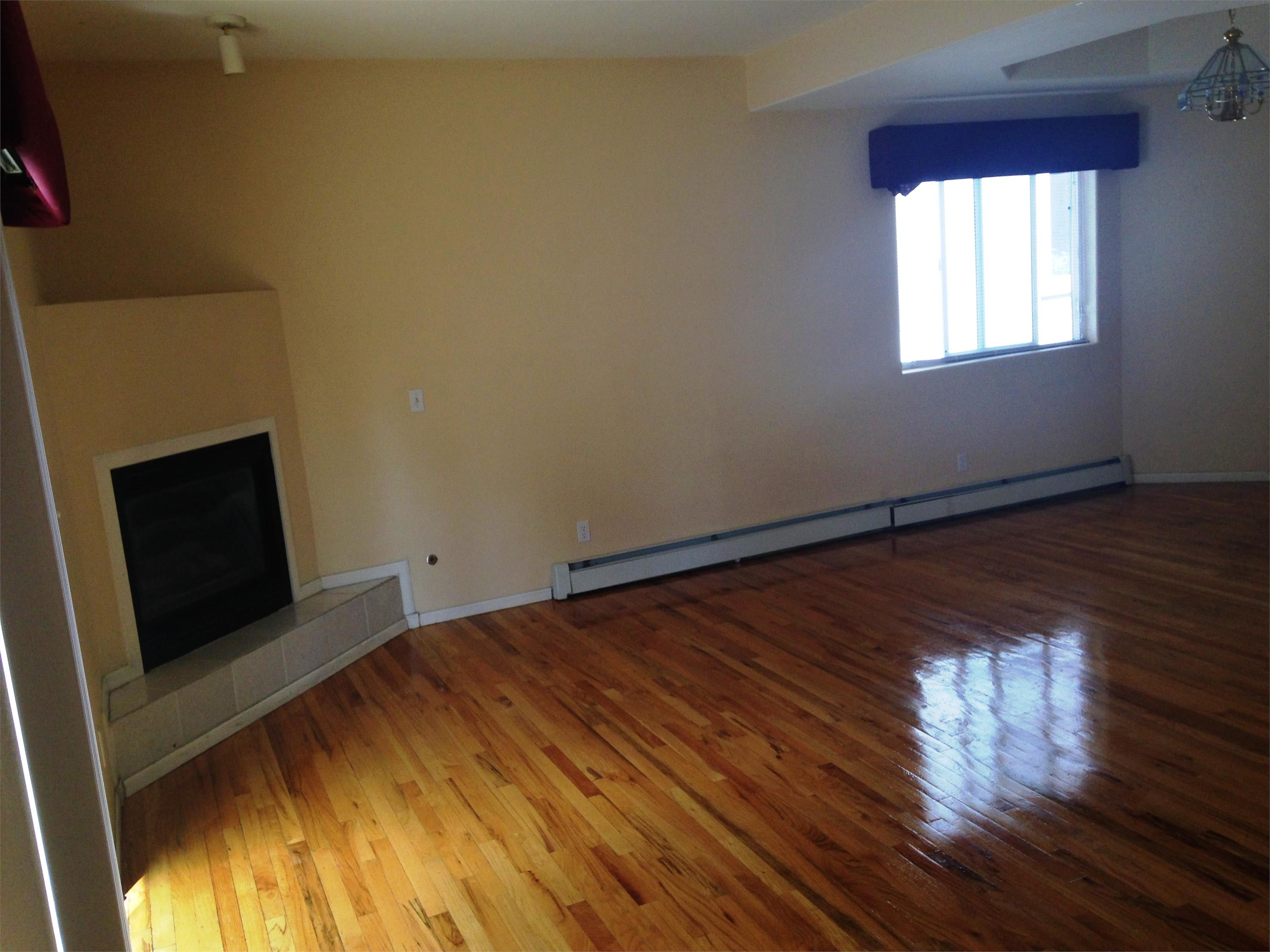 3683 IRIS AVE – photo 4