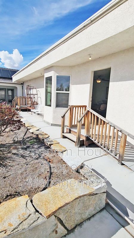 5821 S Keomah St – photo 2