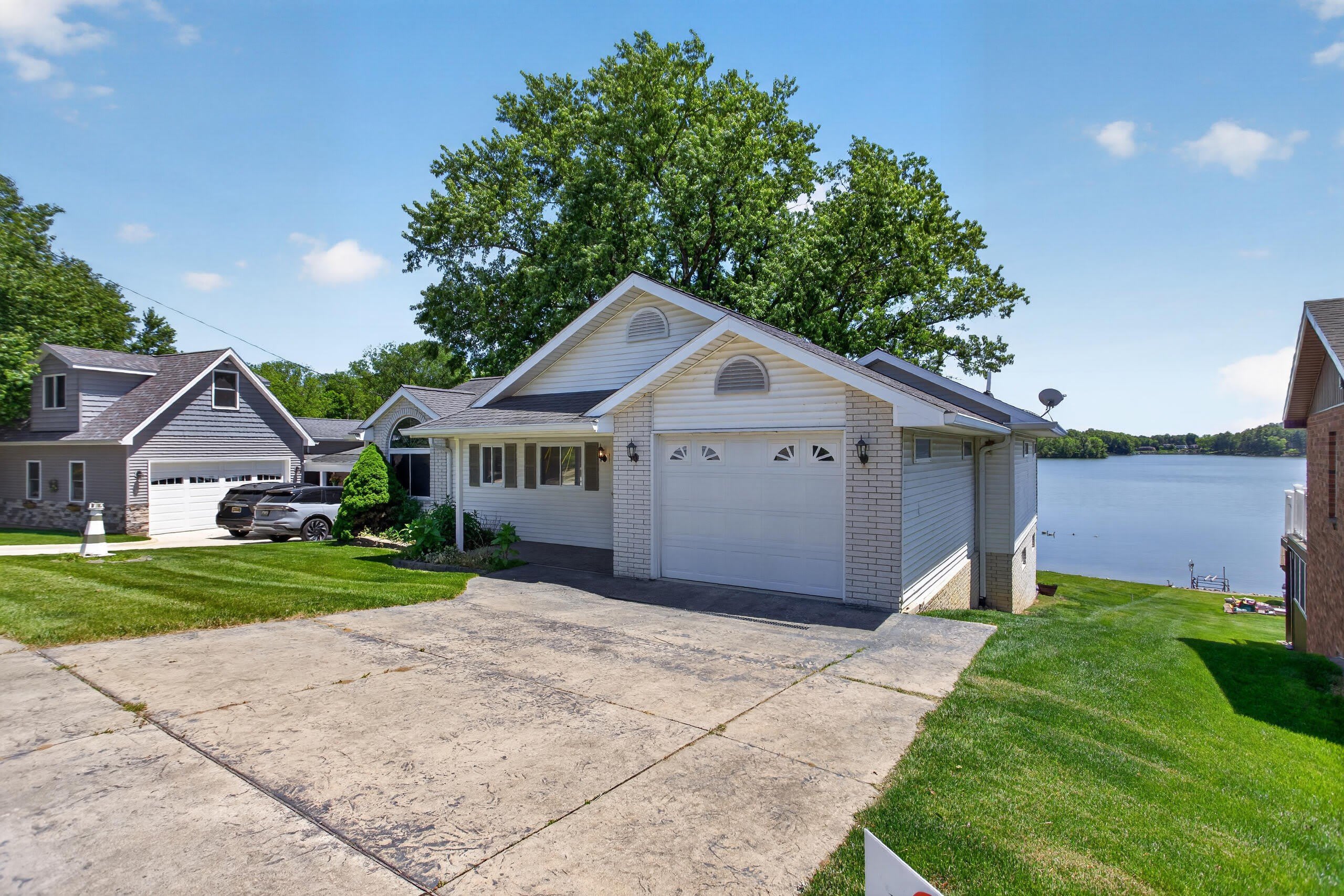 11939 Greenbriar Drive – photo 4