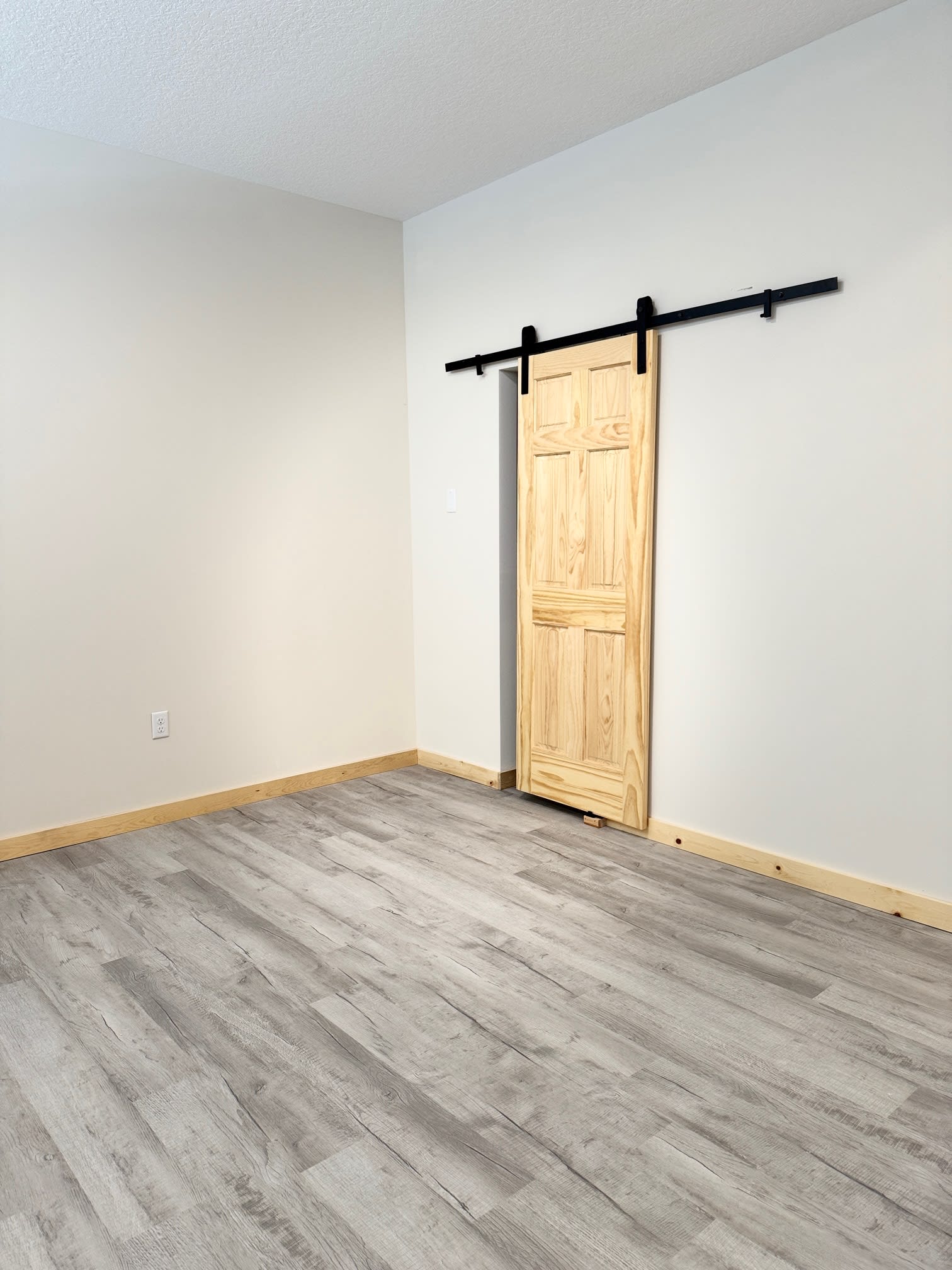 1212 Heckman Ct – photo 4