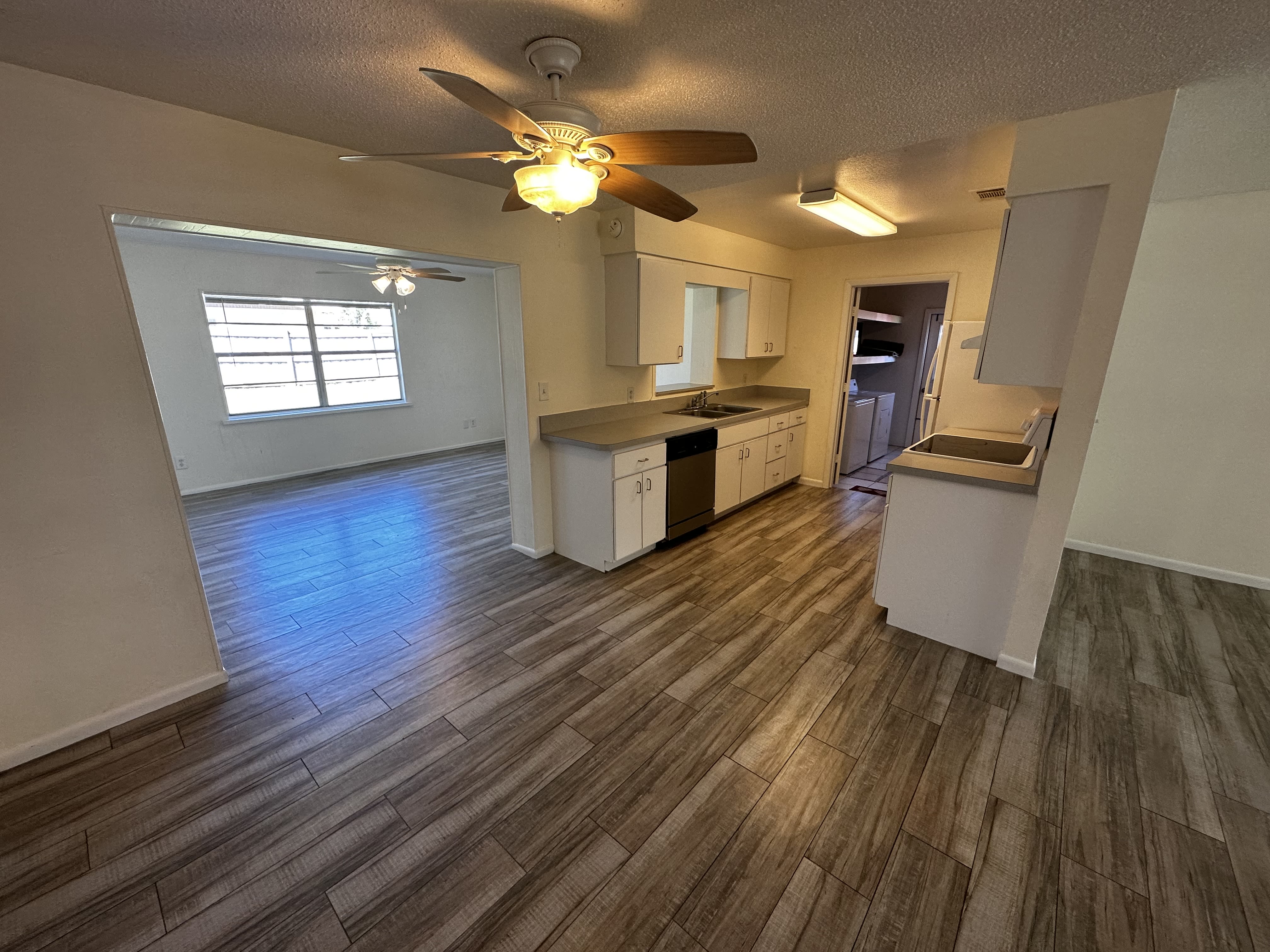 561 Parker Rd – photo 5