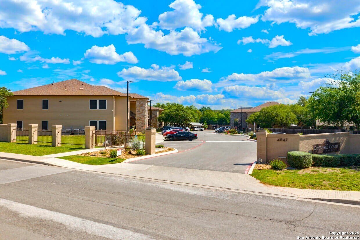 4847 Brandeis – photo 2
