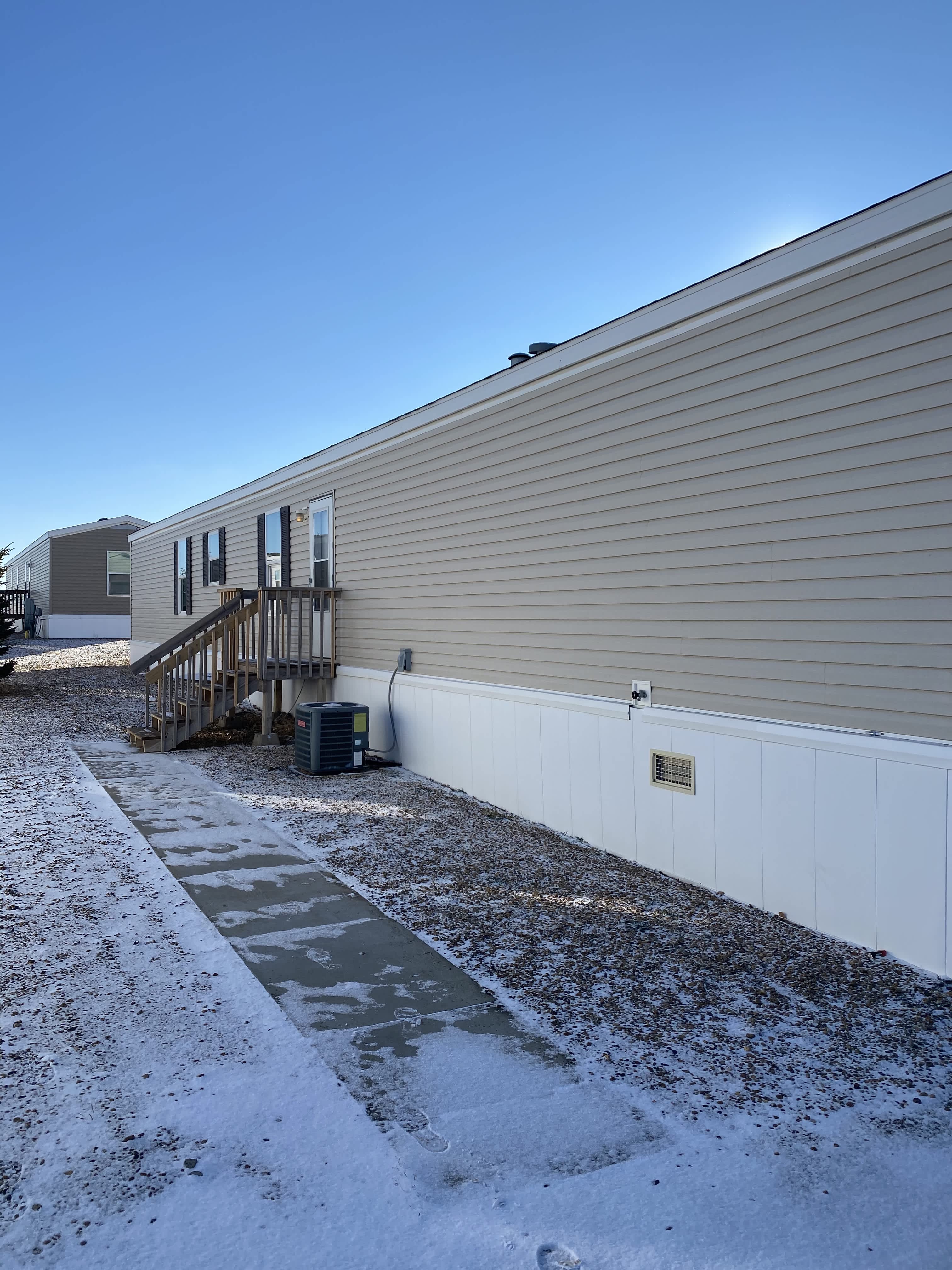 434 Railroad St SE – photo 1