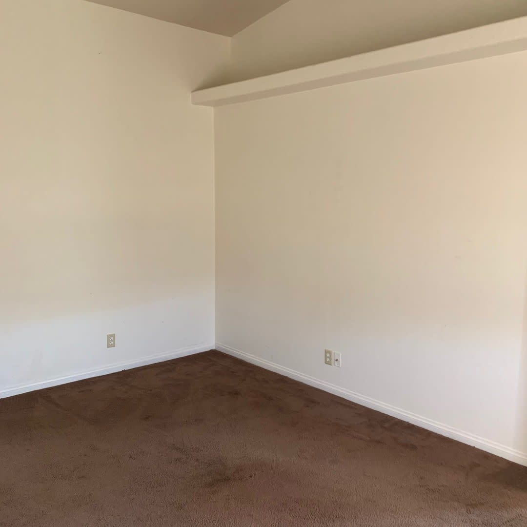 3 Bedroom Apple Valley Home – photo 5