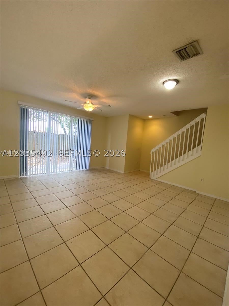 959 Ne 42Nd Pl – photo 2