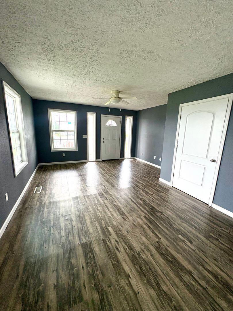 Charming Home in the Heart of Cave City! – photo 2