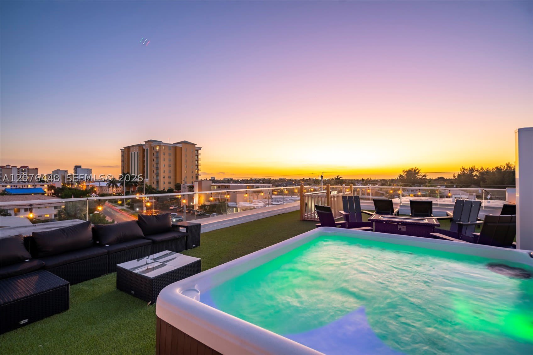 1000 N Riverside Dr – photo 4
