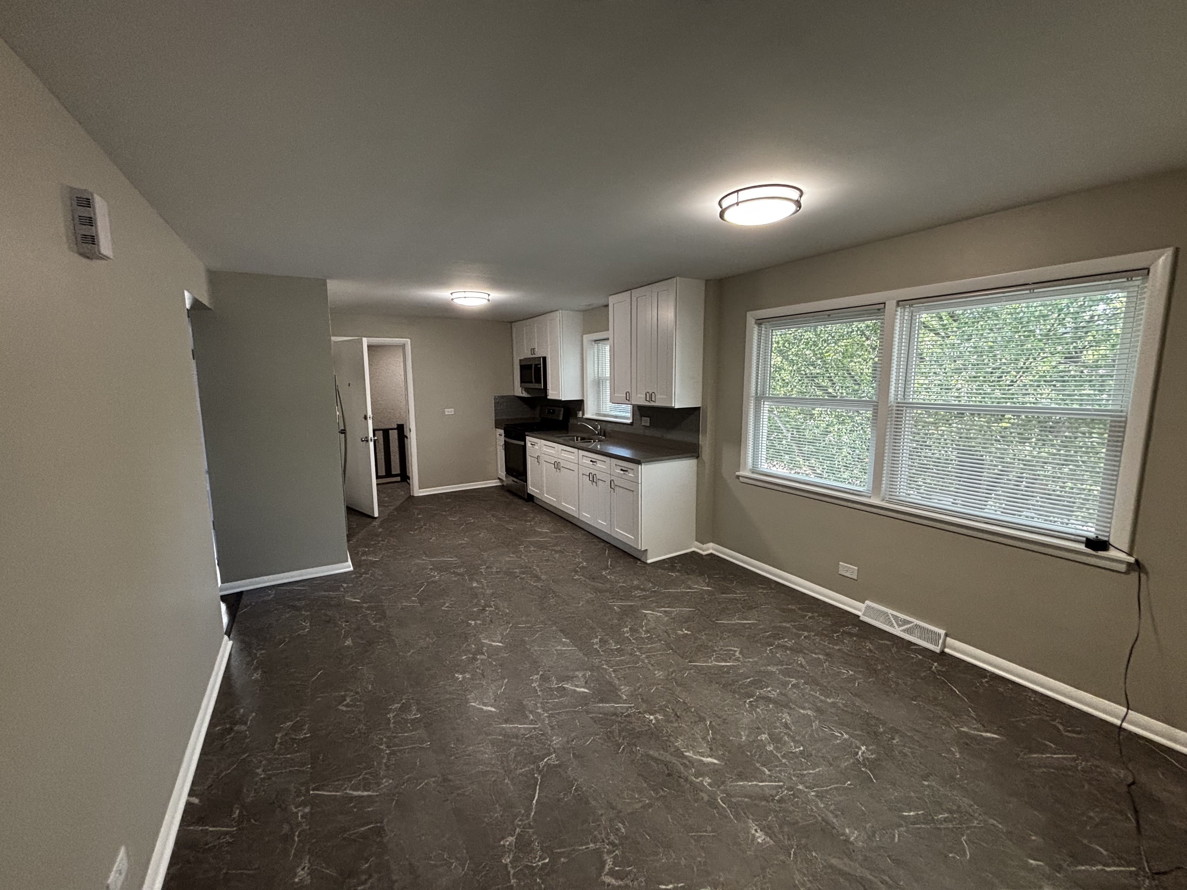 12132 South Michigan Avenue – photo 4