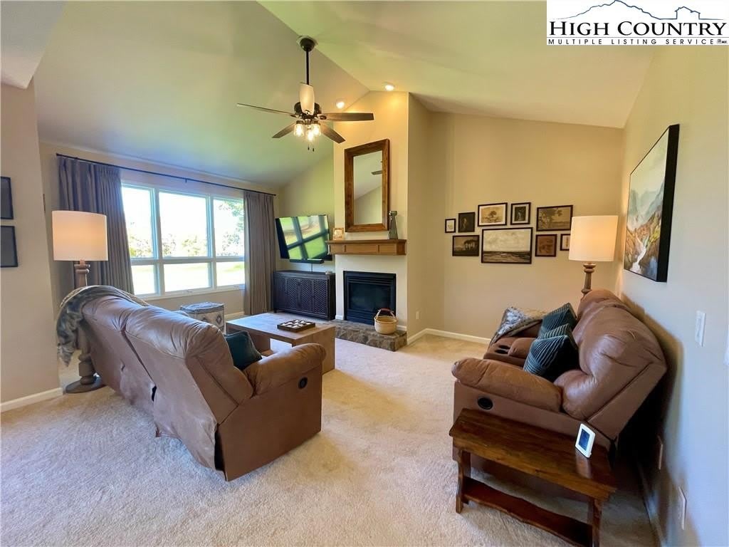 419 E Landing Drive – photo 2