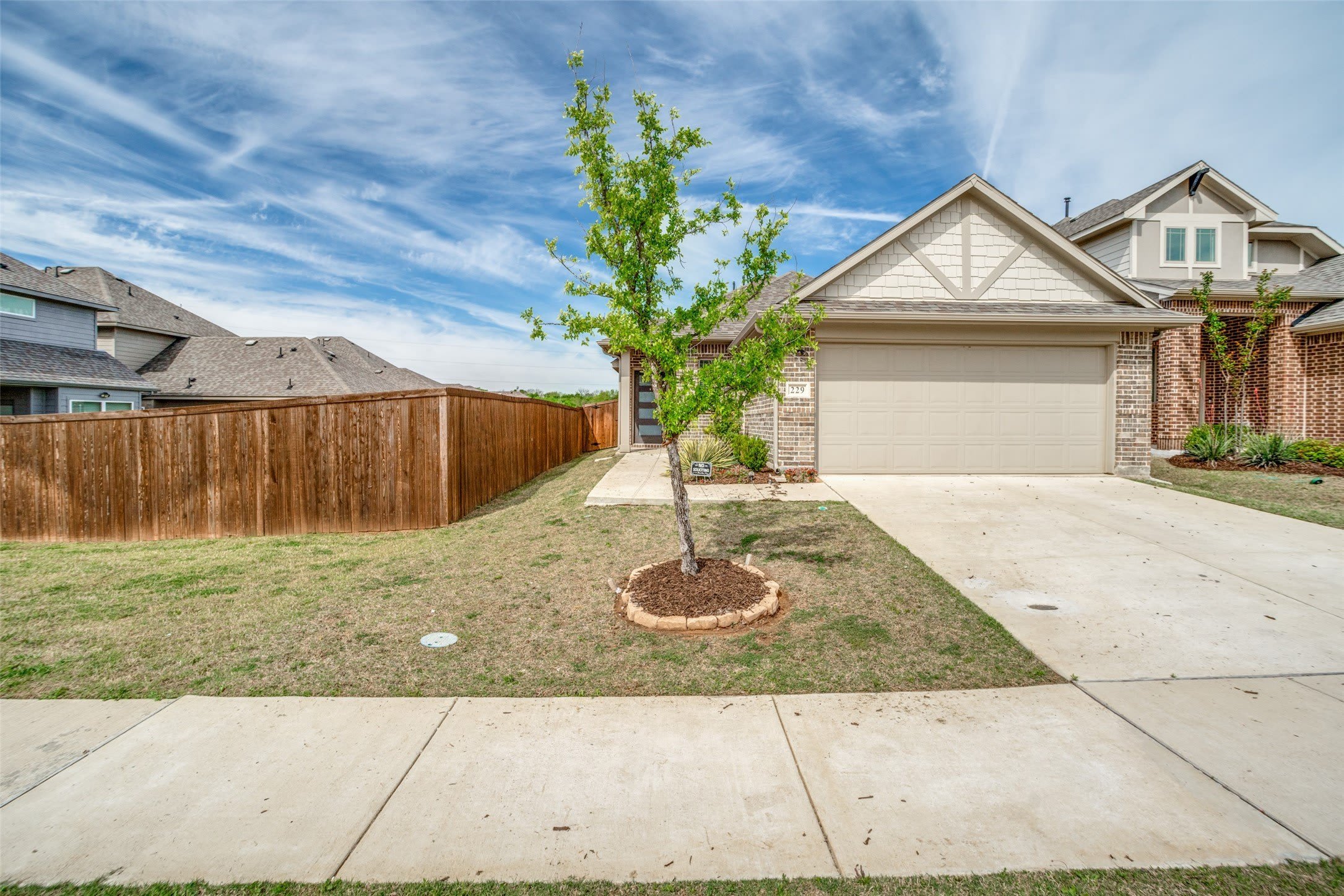 229 Town Park Avenue – photo 1