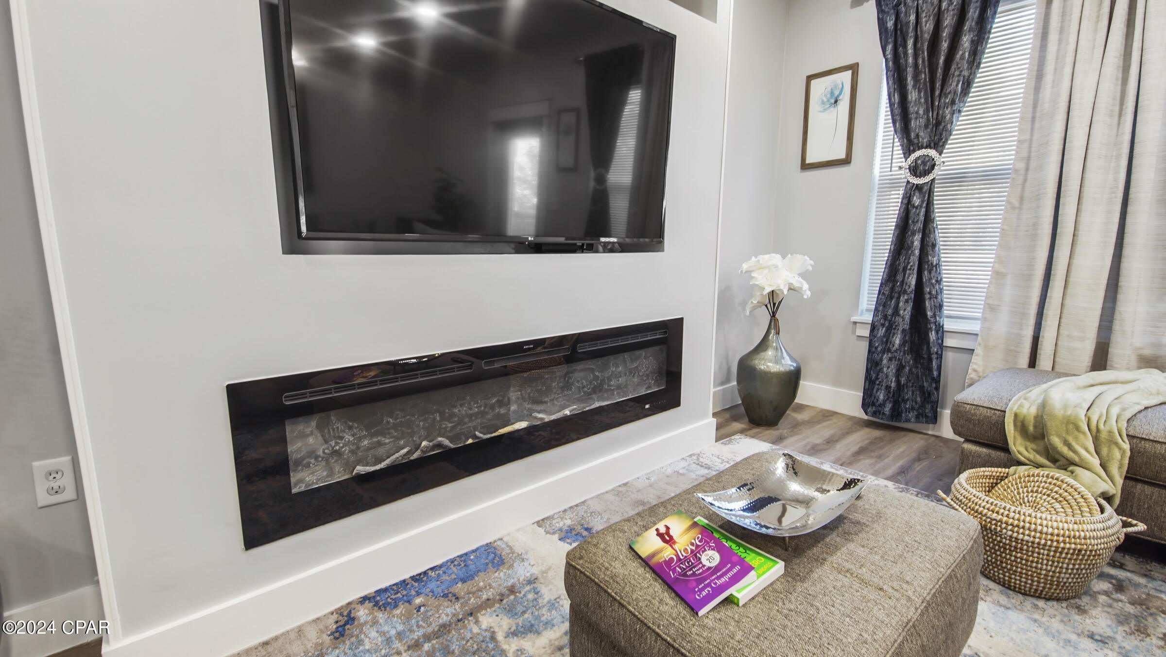 2226 Joan Avenue – photo 2