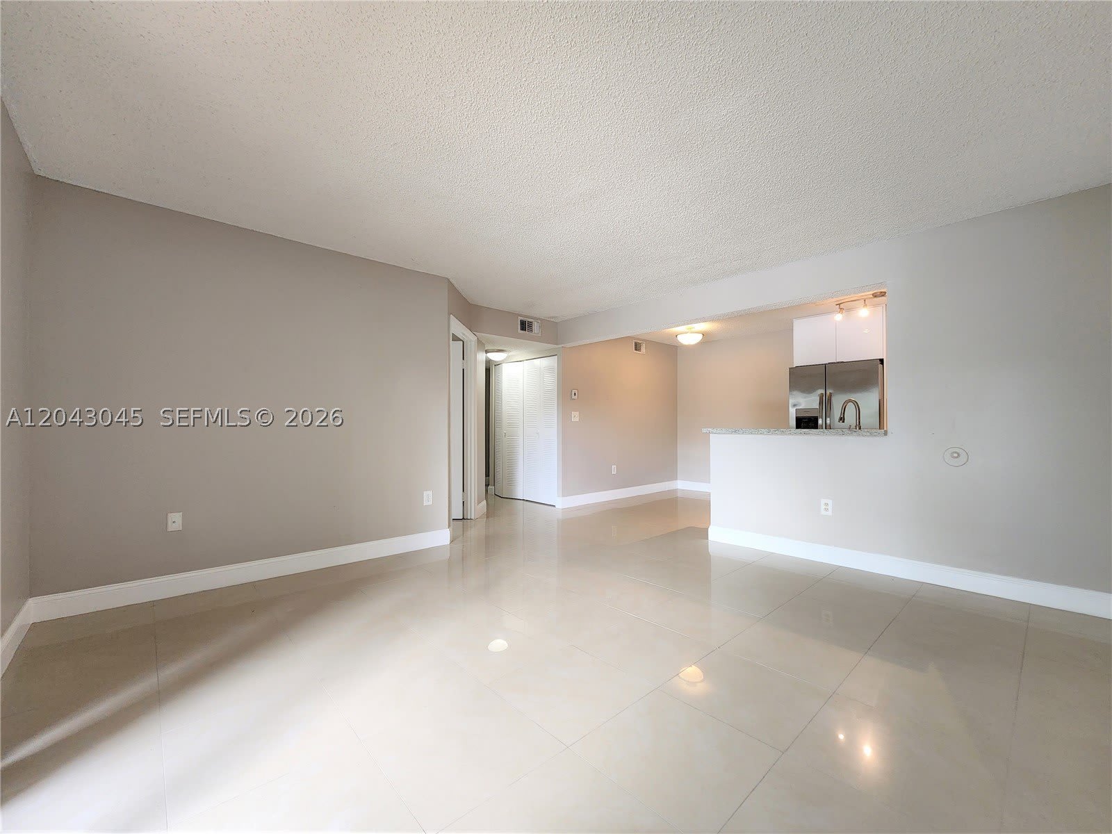 251 Palm Cir W – photo 3