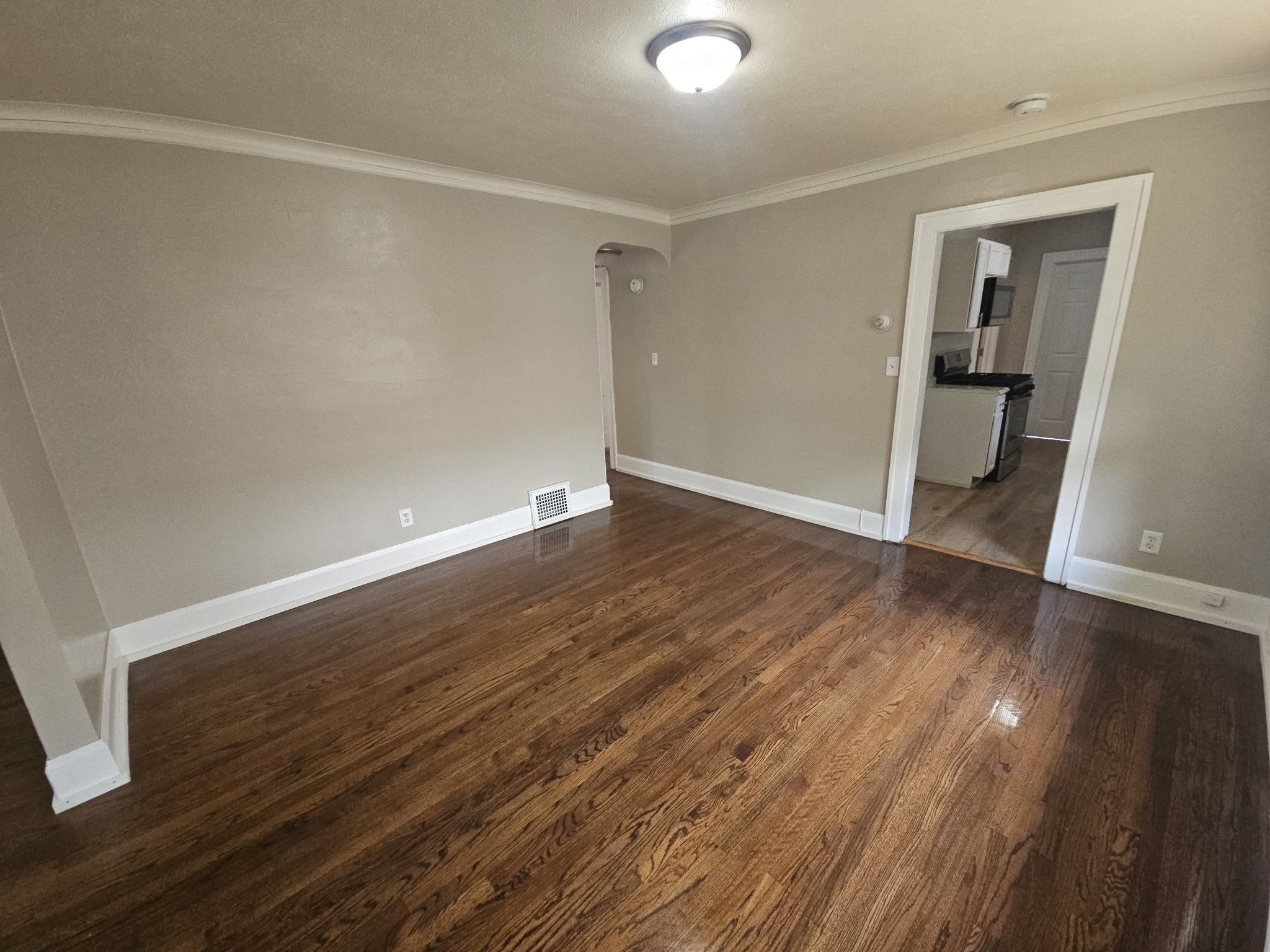 1313 Evelyn Street2 – photo 4