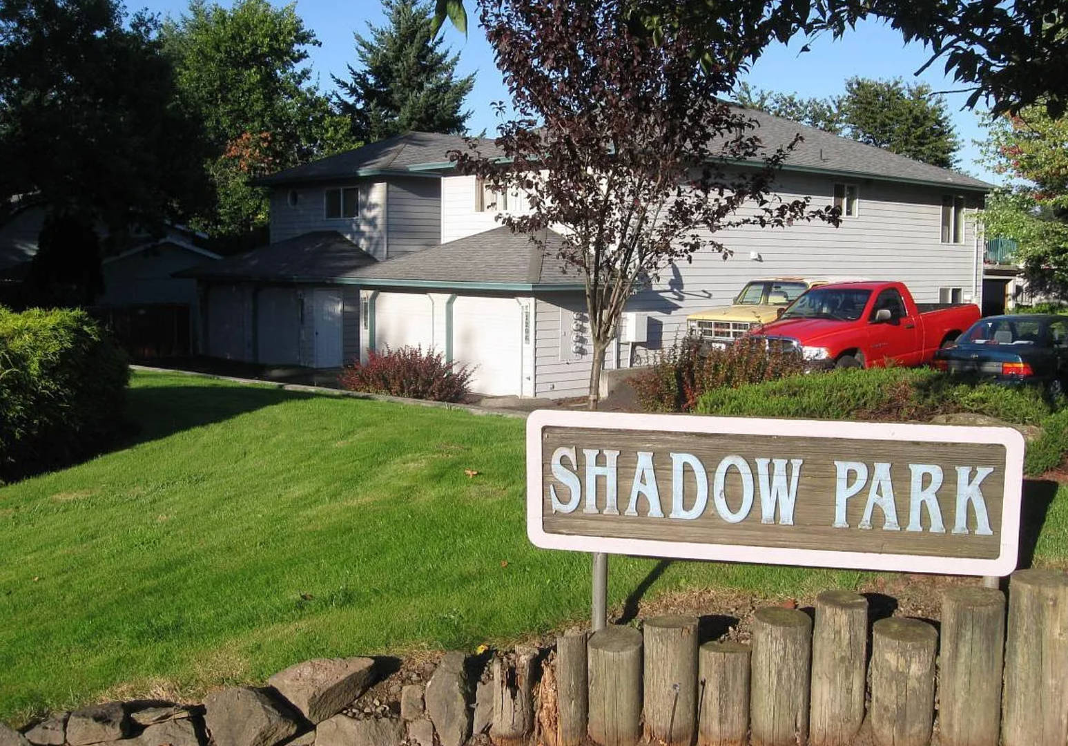 Large Renovated upstairs 2-bed 1-bath (approx. 1347 sq. feet) – photo 4