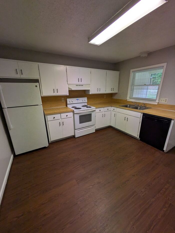 226 Park Lane – photo 2