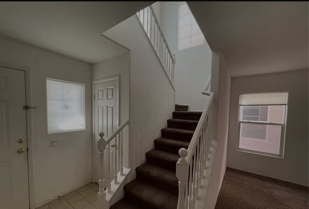 768 Jewel Tower Street – photo 5