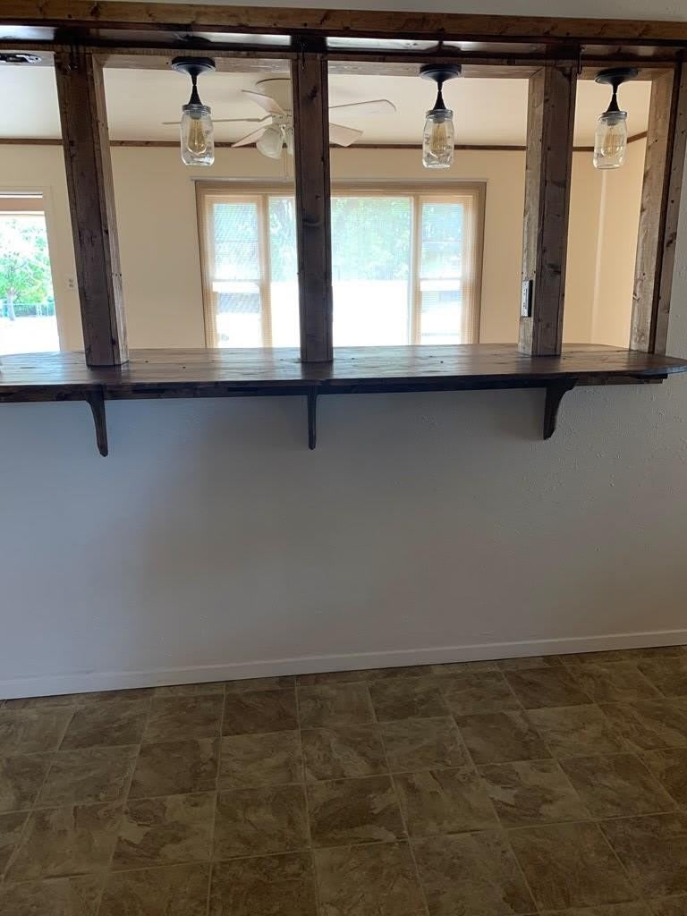 511 Douglas Ave – photo 5