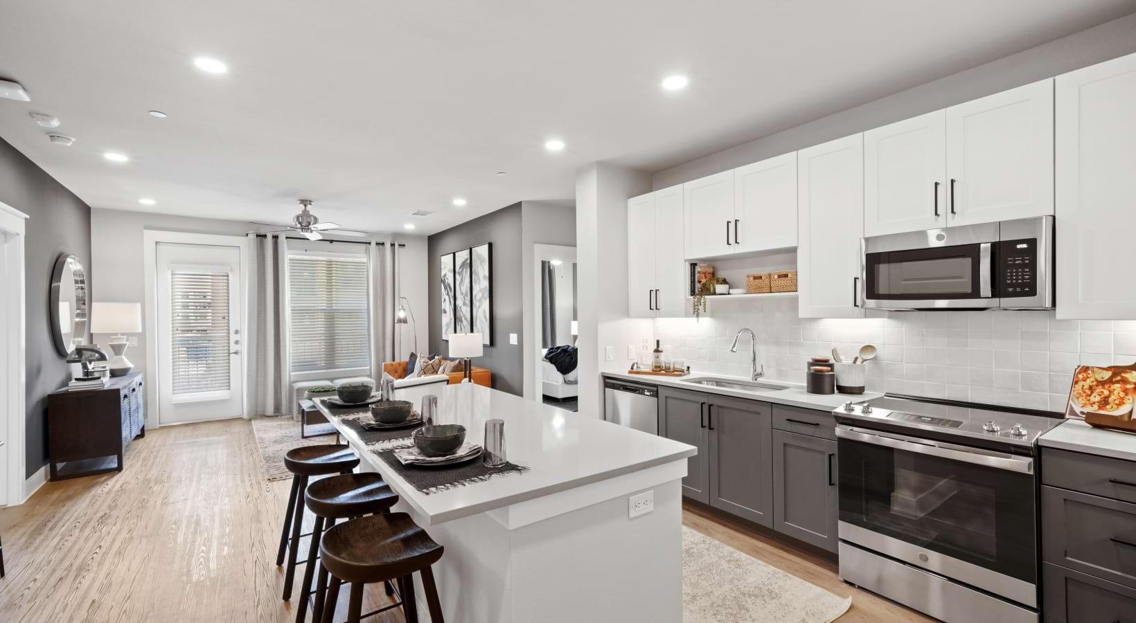 Mason + Mill – photo 3
