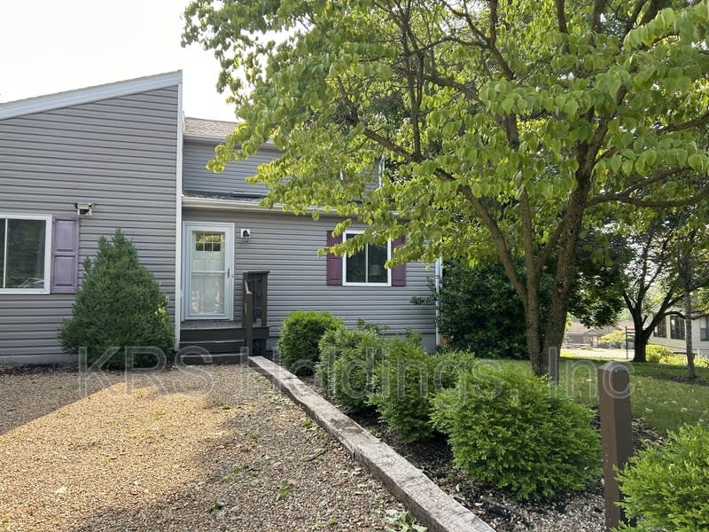 2030 Hawksbill Rd – photo 2