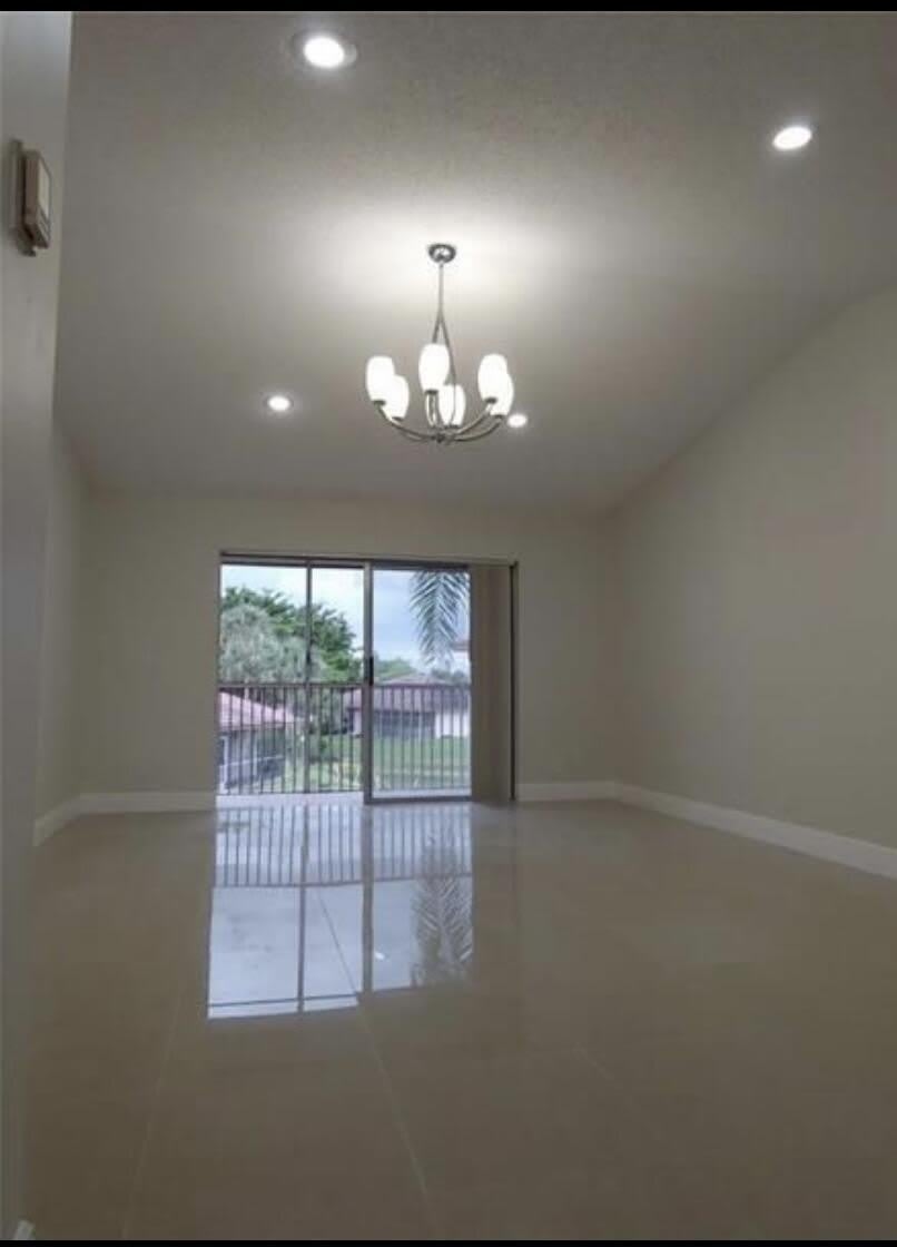 9903 Three Lakes Circle – photo 4