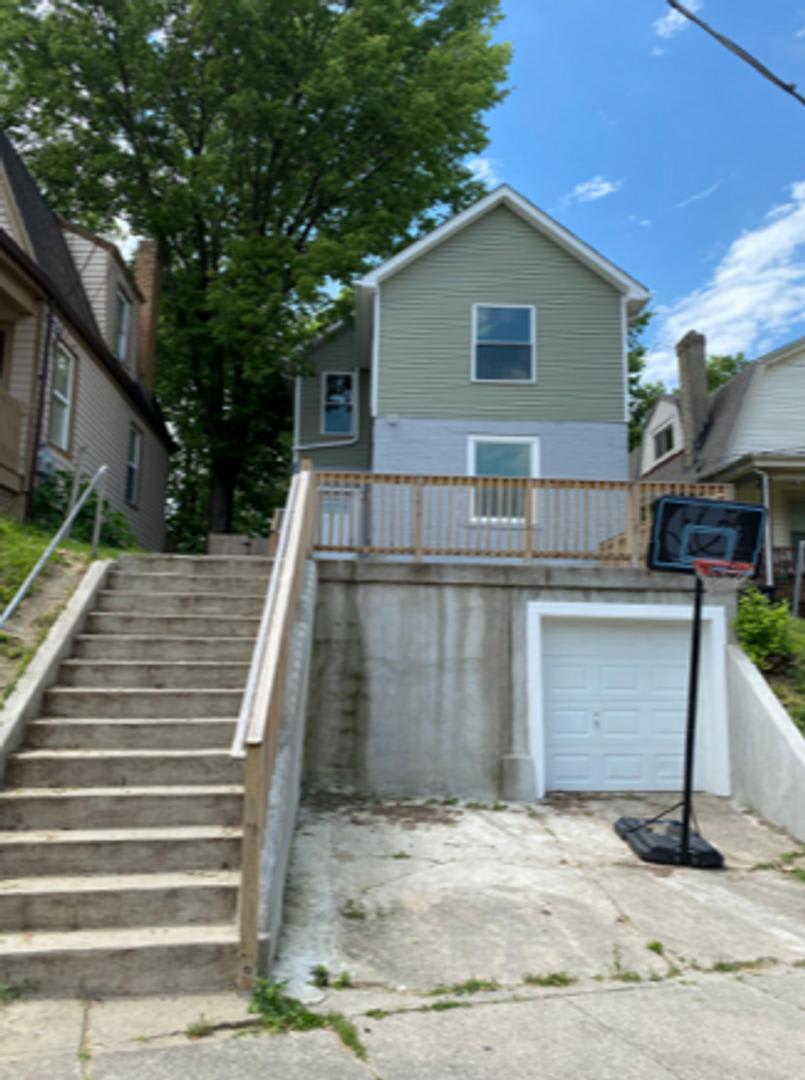 5 Bedroom House Near Xavier – photo 2