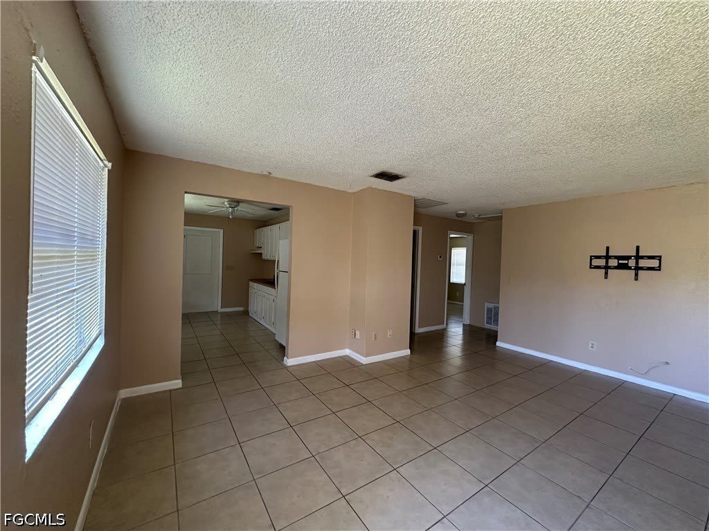 4425 Ruthann Court – photo 5