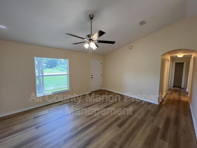 520 Marion Oaks Ln – photo 3