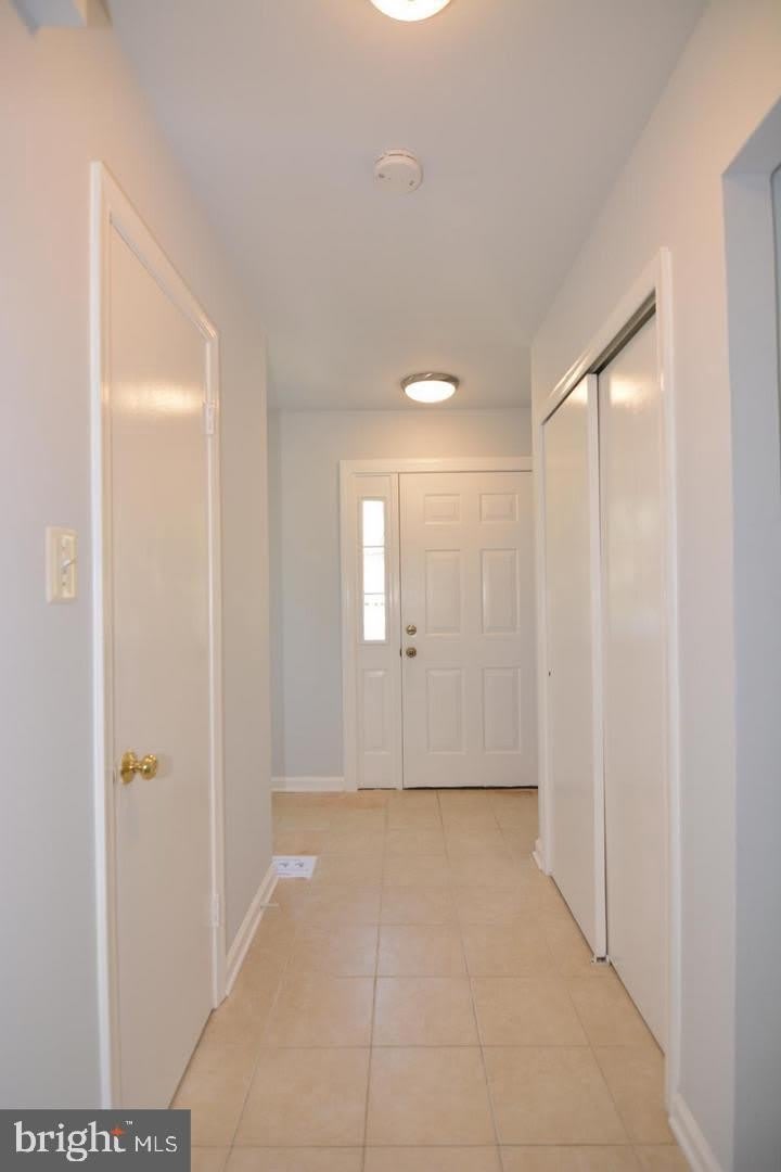 714 HURLEY Avenue – photo 2