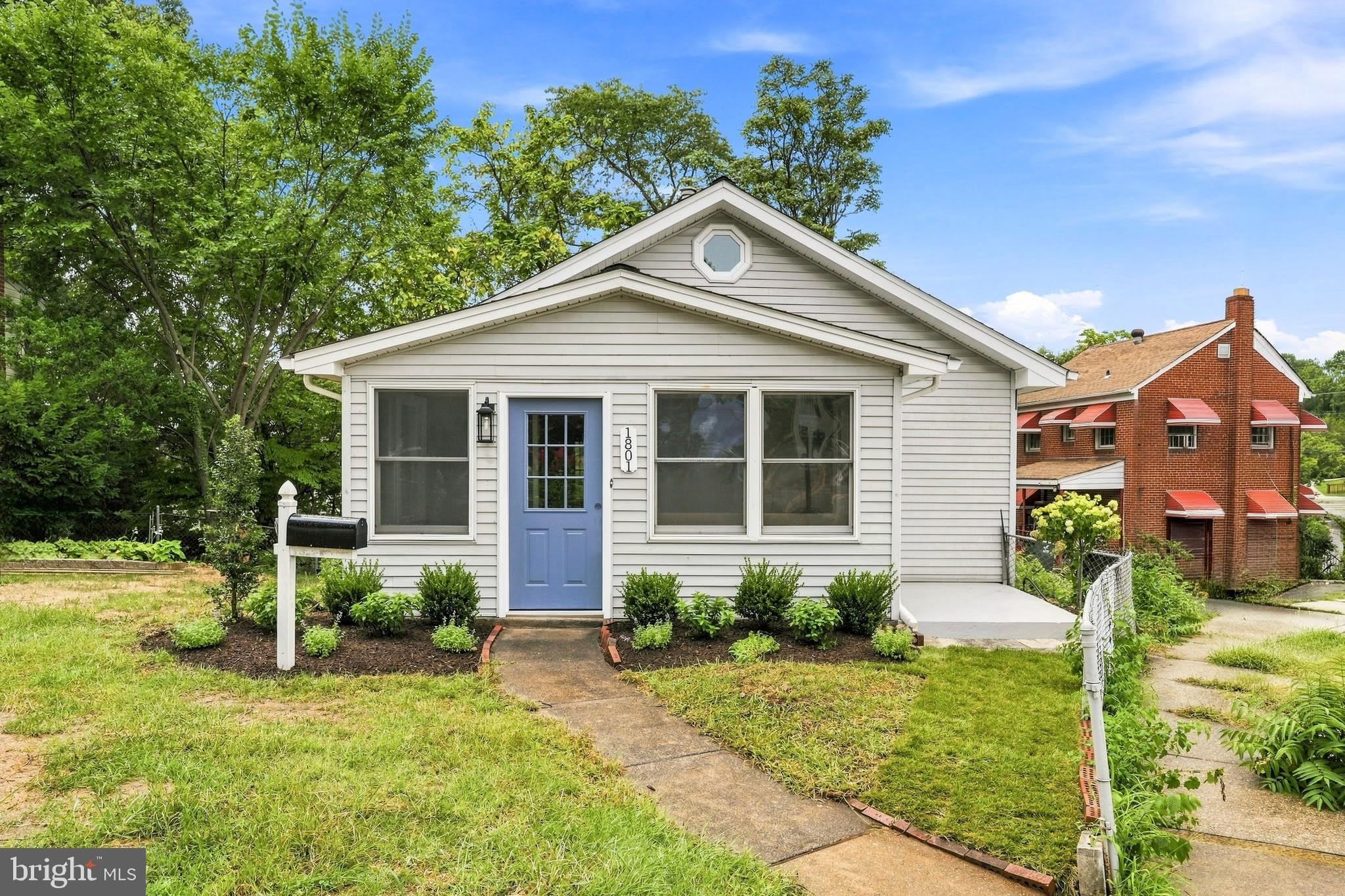 1801 S Glebe Road – photo 1