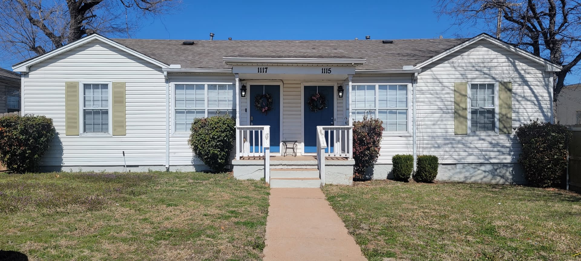 1121 NW Ozmun Ave.- 4 – photo 1