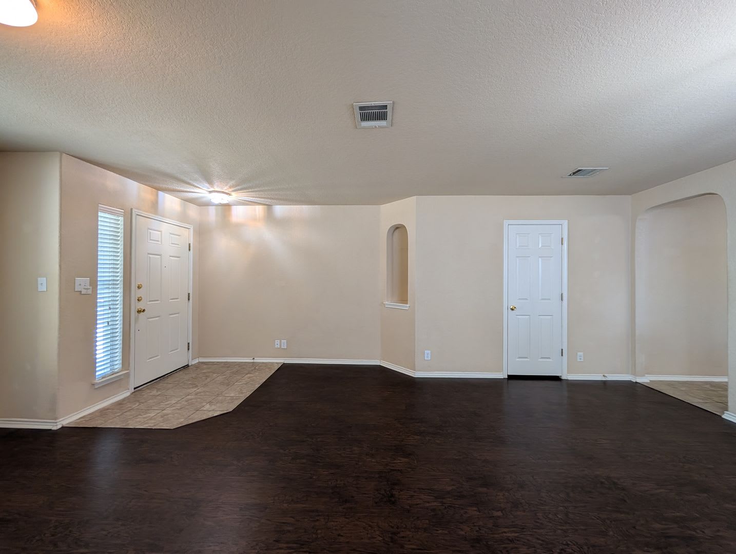 3 Bedroom in Dove Crossing / Extra Dining or Living Space / Community Pool / NBISD – photo 3