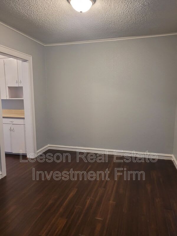 3603 Darien St – photo 3