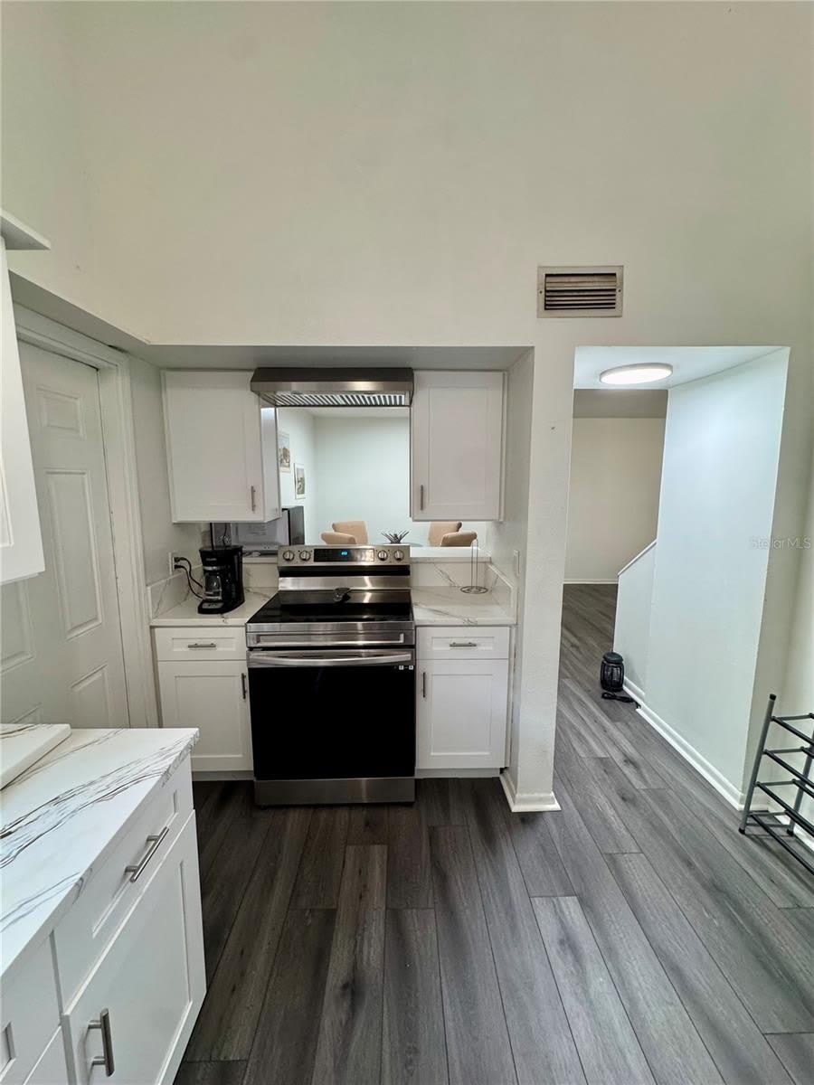 12315 TOUCHTON Drive – photo 4