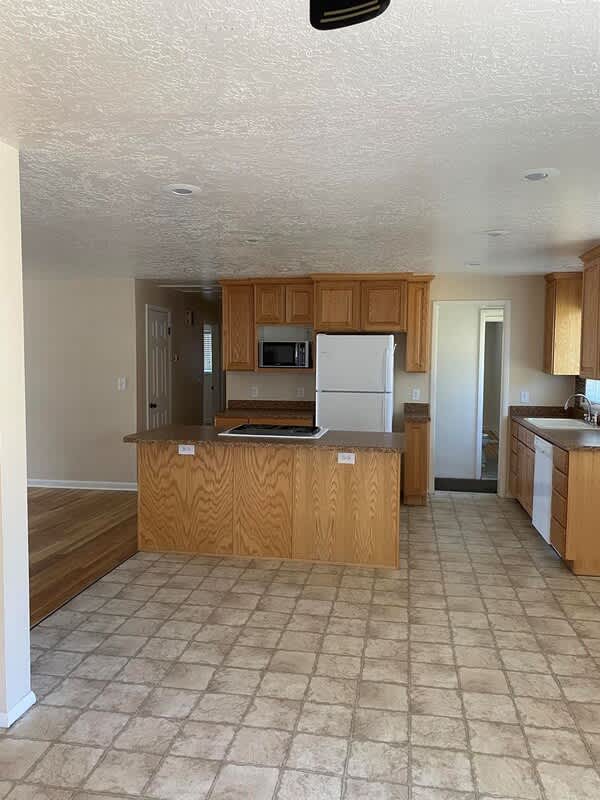 524 West 700 South – photo 3