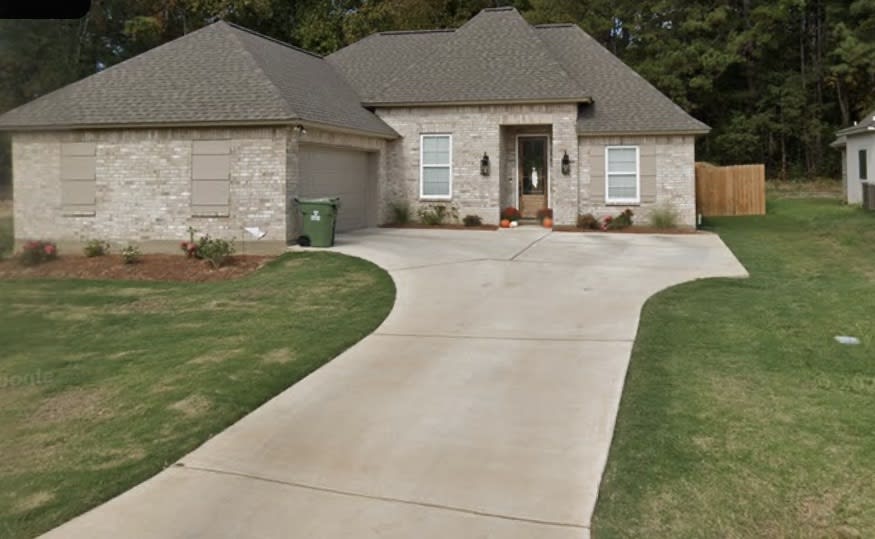 228 Oak Alley Dr – photo 1