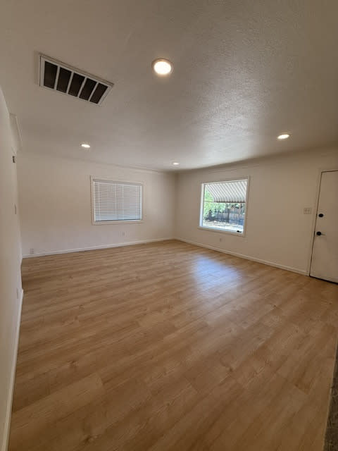 1150 North Magnolia Avenue 3 – photo 4