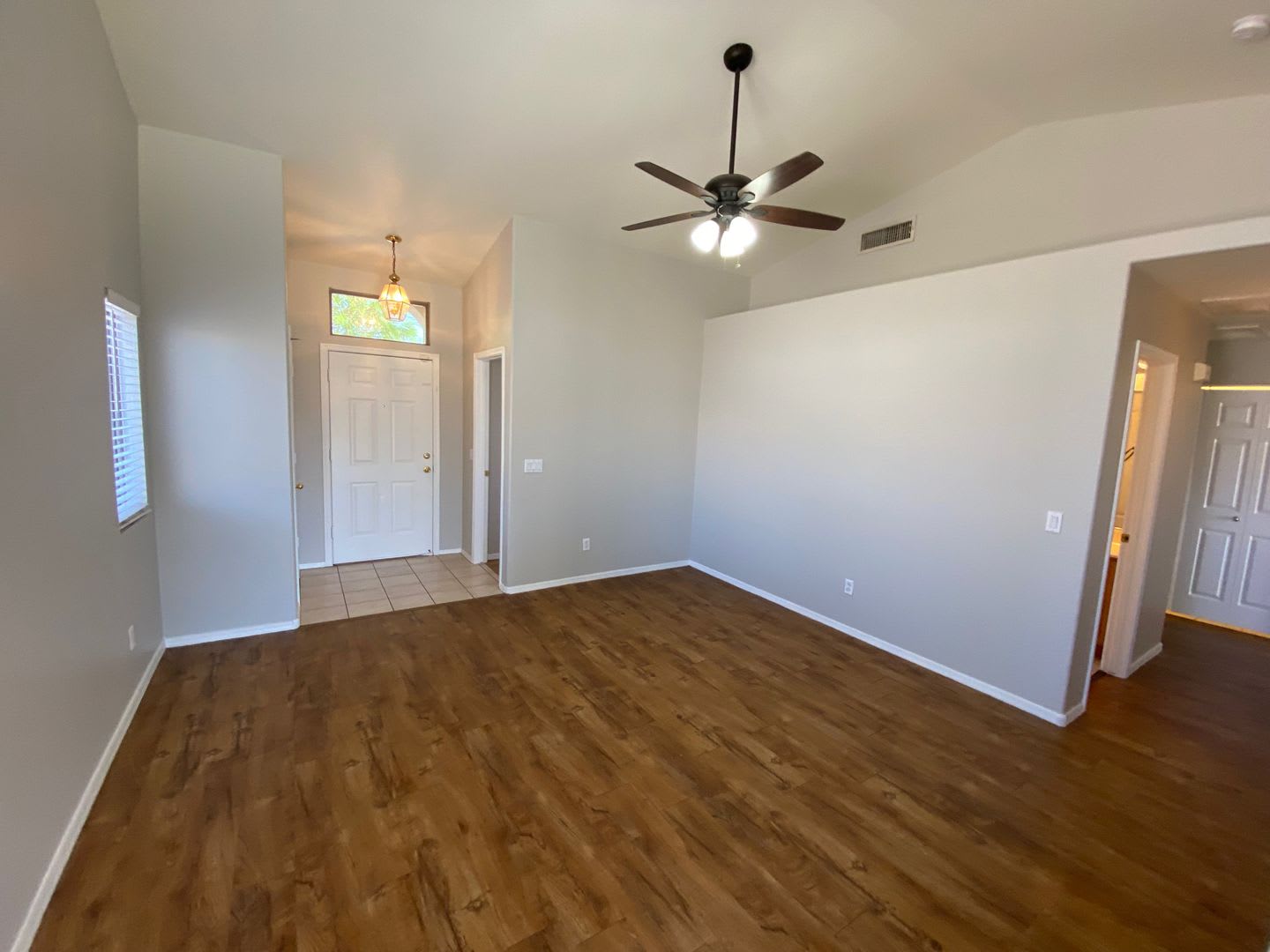 Close to community amenities! – photo 5