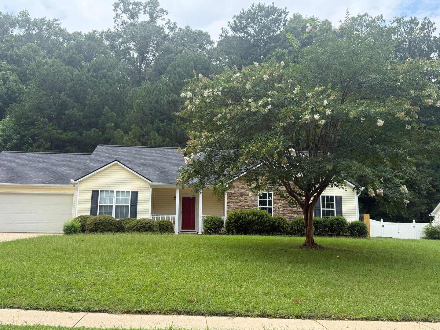Remodeled 3 Bedroom 2 Bath Home – photo 2