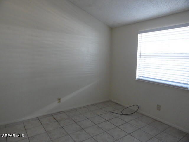 606 White Cliffs Drive – photo 5