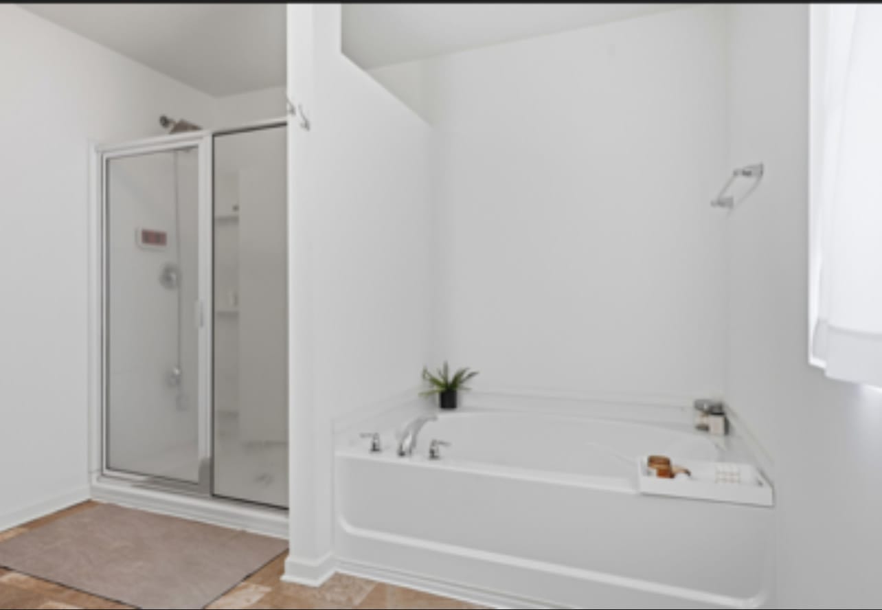 4599 Woodford Circle – photo 3