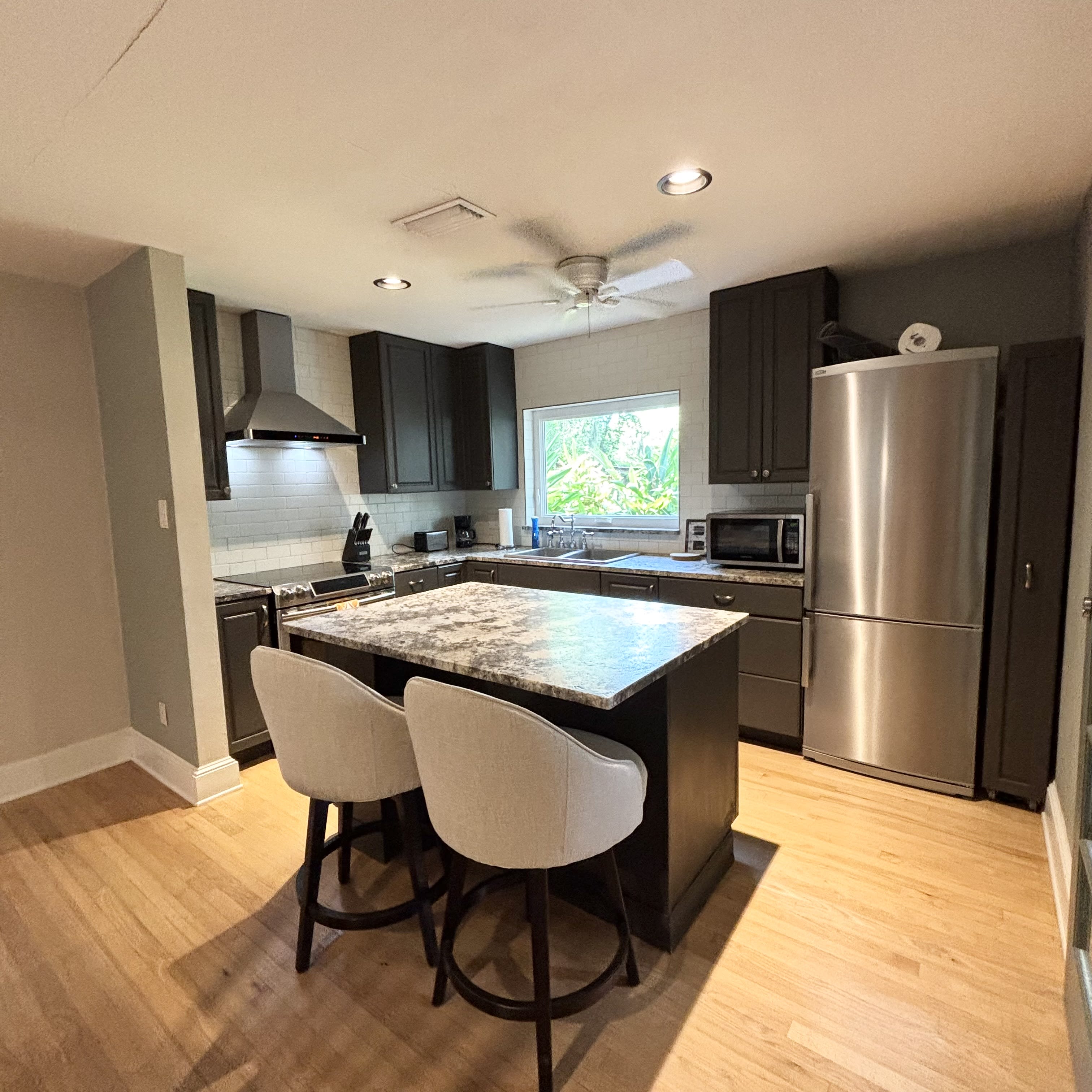 216 East Kaley Street – photo 4