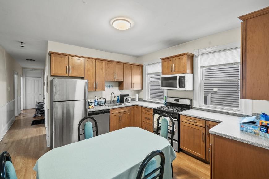 41 Parker Hill Ave – photo 3